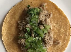 Una foto de Carnitas... ¡de atún!