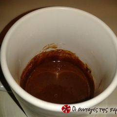 A picture of Beaten egg with cocoa powder.