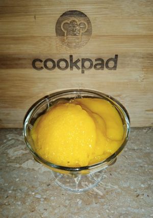 A picture of Mango Sorbet.