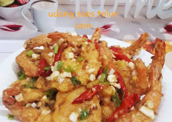 Udang saos telur asin