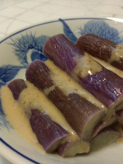 水煮茄子佐胡麻醬 的食譜成品照片