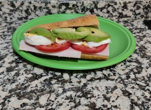 Foto principal de Almuerzo para pasar una buena mañana 😃