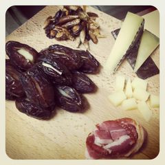 A picture of Stuffed Dates.