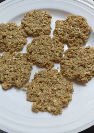 Una foto de Masitas de avena y miel