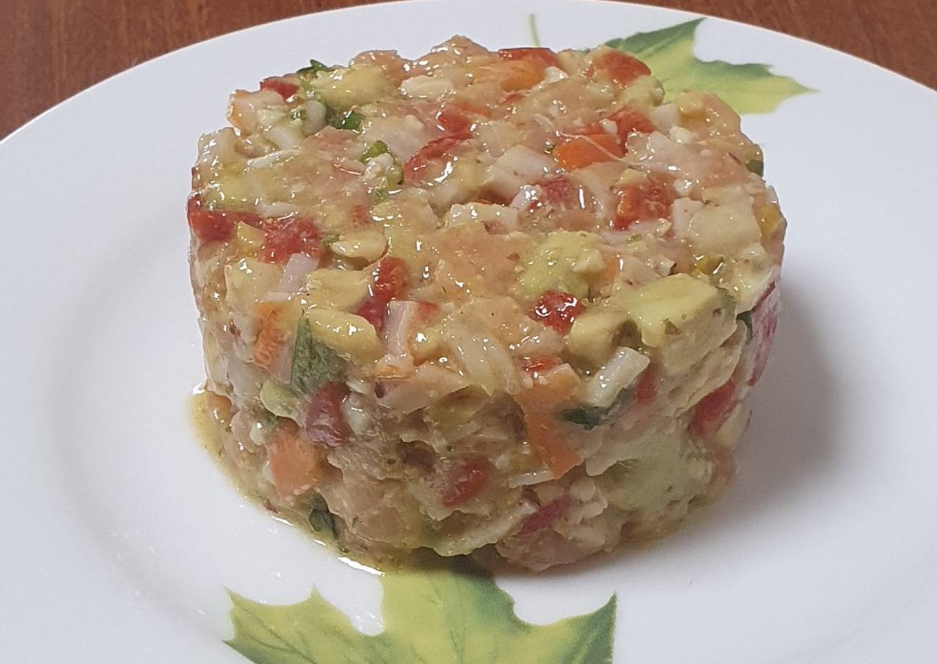 Timbal de aguacate y salmón ahumado