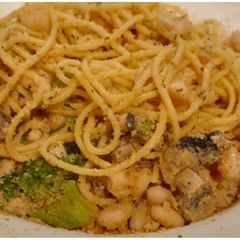 A picture of Aglio E Olio Con Fagioli.
