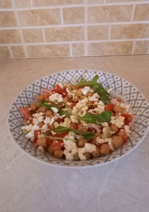 Φωτογραφία της συνταγής Πολύχρωμη Ρεβυθοσαλάτα !!!