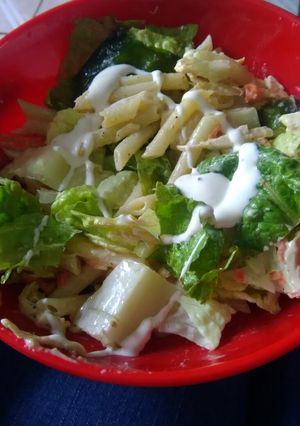 Una foto de Ensalada de pollo