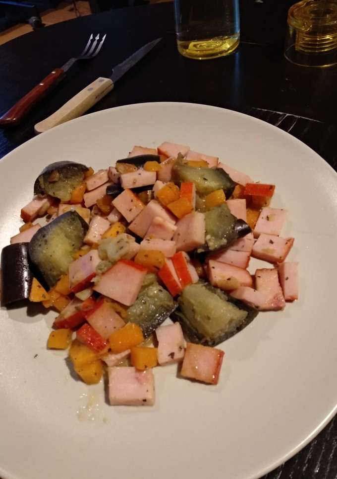 Una foto de Lomo adobado con verduras