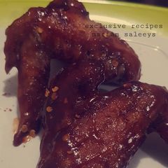 Spicy chicken wings A picture of Spicy chicken wings.