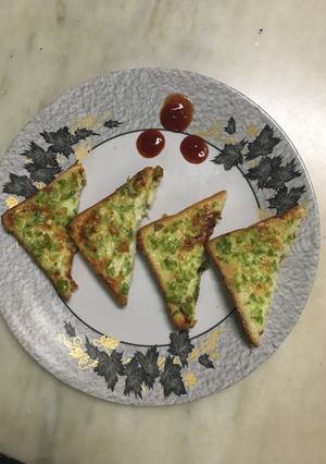 A picture of Cheese chilly toast.