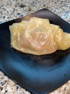 Una foto de Gyozas de carne