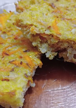 Una foto de Tortilla de mijo y zanahoria 🥕
