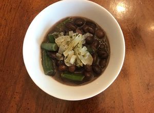 Una foto de KACHIBAACH - ESCABECHE DE FRIJOL