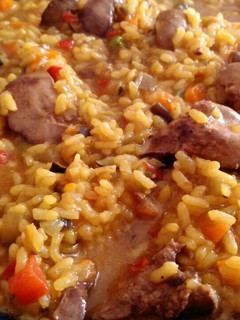 Una foto de Arroz con higaditos de pollo y verduritas