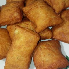 Cinnamon and lemon mandazi #mystaplefoodrecipecontest A picture of Cinnamon and lemon mandazi #mystaplefoodrecipecontest.