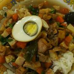 A picture of Nasi bakmoy jawa timuran.