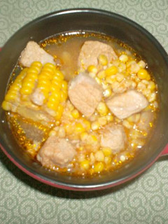Una foto de Guiso de maíz con carne de cerdo