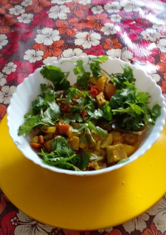 A picture of Simple Vegetables with cumin paste.