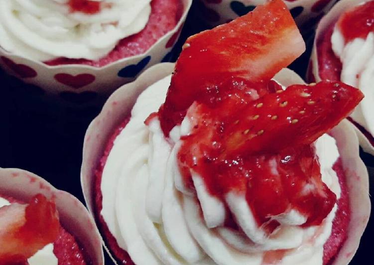 Recipe of Super Quick Homemade Strawberry Cup Cake(eggless)