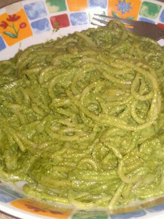 Una foto de Pasta al pesto de espinacas