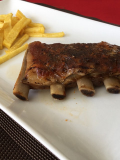 Una foto de Costillas al estilo americano en olla lenta