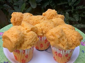 Foto resep Bolu Kukus Pepaya Mekar (Steamed Papaya Cupcakes)