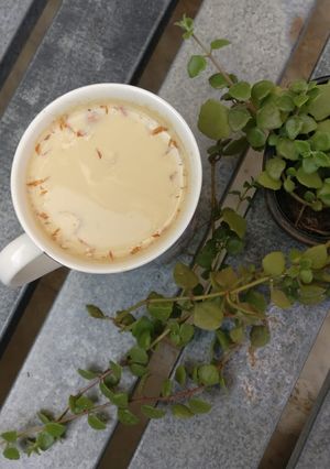 મોરિંગા રોગપ્રતિકારક દૂધ (Moringa Immunity Milk Recipe In Gujarati) રેસીપી મુખ્ય ફોટો