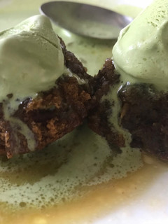 Foto resep Sticky Date Pudding with Butterscotch Sauce
