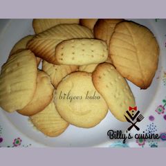 A picture of Biscuits.