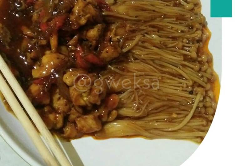 Bagaimana Menyiapkan Enoki mushrooms and chicken with teriyaki sauce, Menggugah Selera