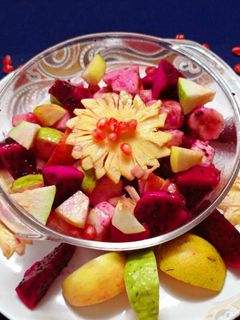ड्रैगन मिक्स फ्रूट सलाद (Dragon Mix Fruit Salad recipe in hindi) रेसिपी मुख्य फोटो