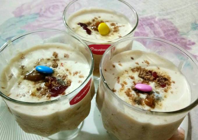 Caremalized fruits cream