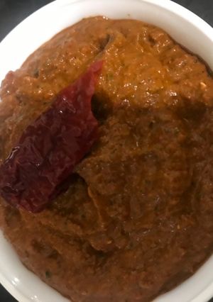 A picture of Mysore Masala Dosa Chutney-Red chutney.