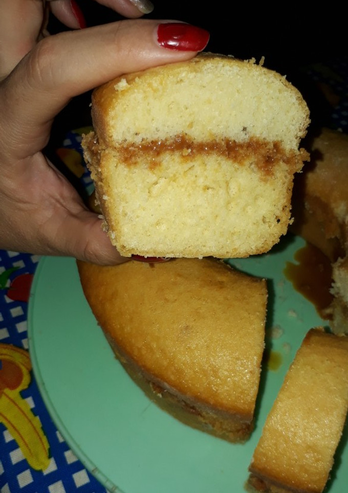Una foto de Bizcochuelo de vainilla con pocos ingredientes