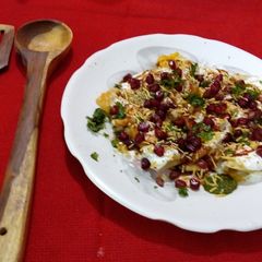 A picture of Tikona nimkee chat.