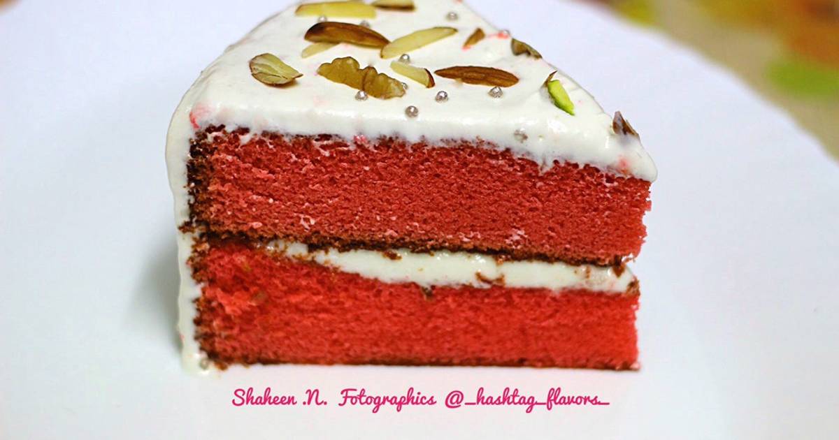 Buy/Send Strawberry Eggless Cake Half kg Online- Winni | Winni.in