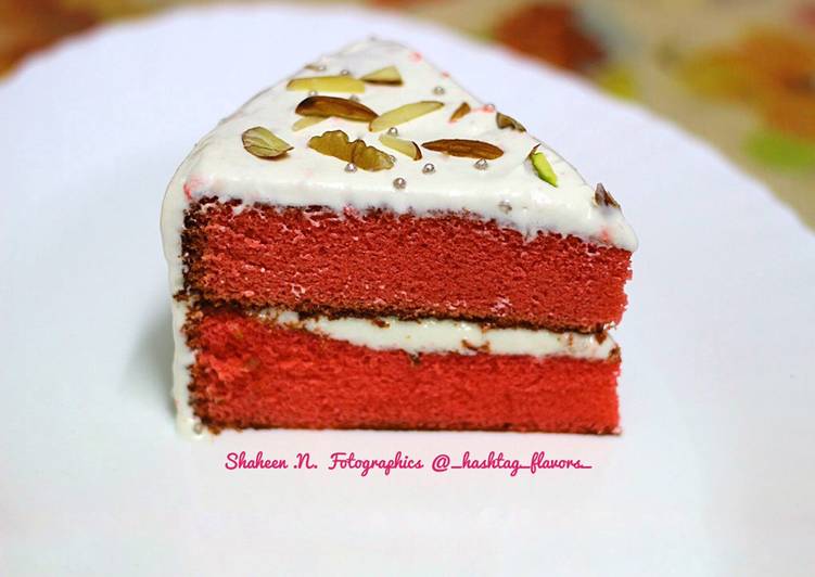 Simple Way to Make Quick Eggless Strawberry Cake
