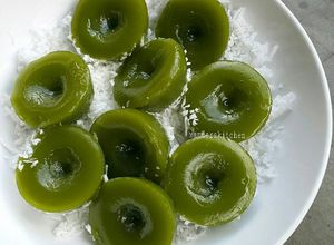 Foto resep Kue lumpang/kue ijo (tips pembuatannya)
