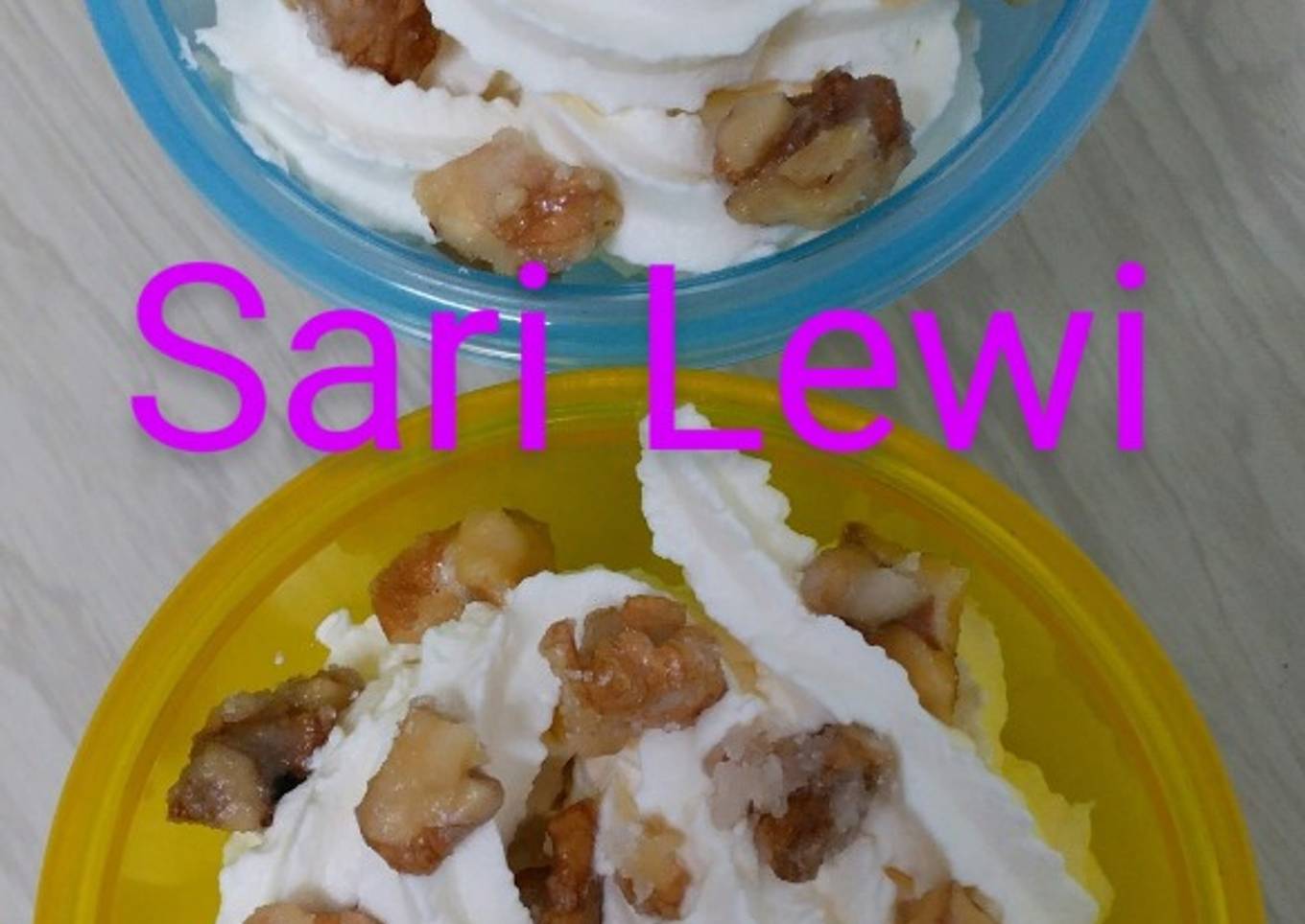 Nueces con nata (2 ingredientes)