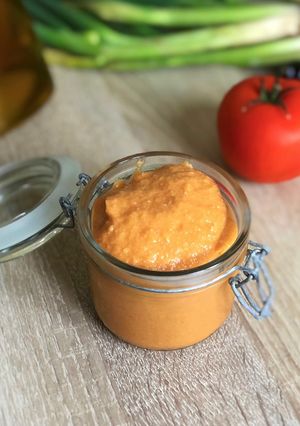 Una foto de Salsa romesco para calçots