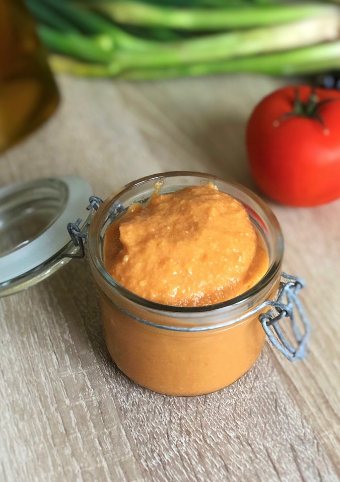 Una foto de Salsa romesco para calçots