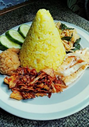 Foto resep Tumpeng Mini Komplit