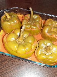 عکسی از دستور دلمه فلفل دلمه ای