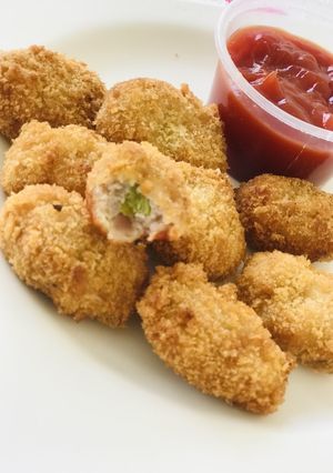 A picture of Chicken nuggets.