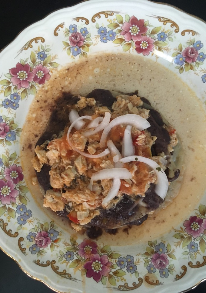 Una foto de Pan de cazón estilo yucatán