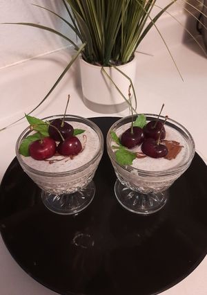 A picture of Quick and easy 5 mins Oreo Pudding 🥰.