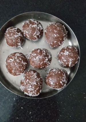 A picture of ચોકલેટ લાડુ.