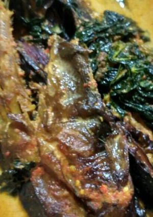 Foto resep Gulai Ikan Asap Limbad dan Daun Singkong