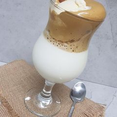 A picture of Dalgona Coffee.
